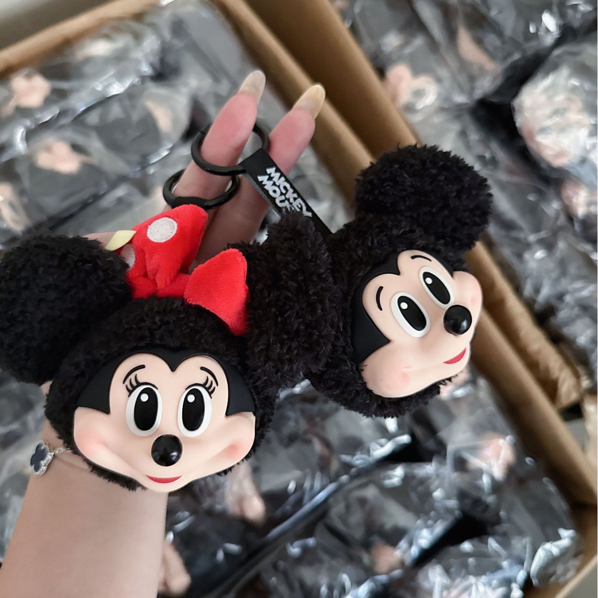Mickey Minnie Plush Doll Keych - Original Anime Merchandise recensione e prezzo