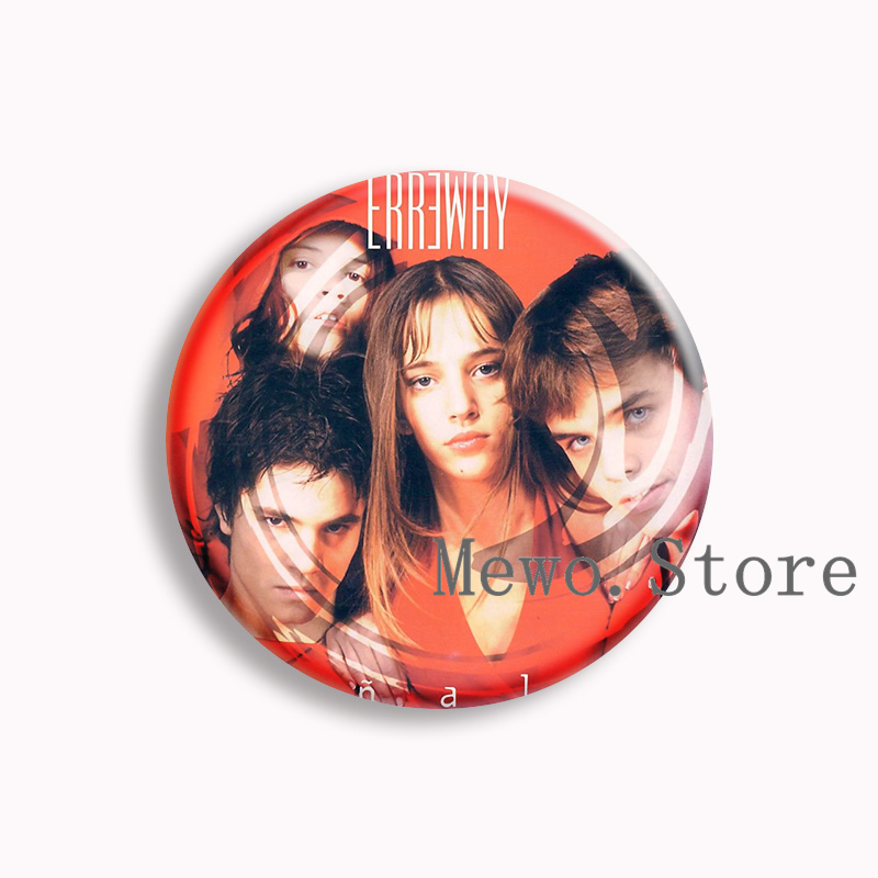 Movie Rebelde Way Soft Button  - Pin Button Badge recensione e prezzo
